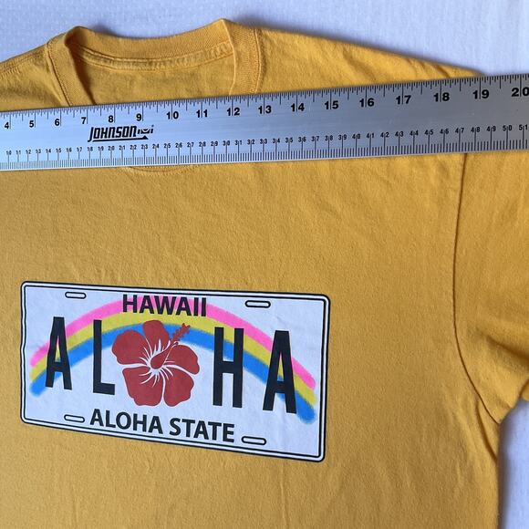 Gildan Men Shirt Size L Yellow Hawaii Aloha State Short Sleeve Pullover - Picture 4 of 7